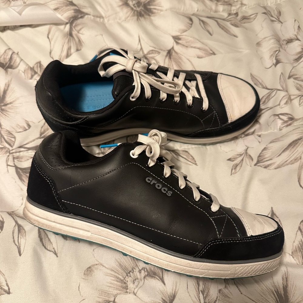 CROCS Men's Black and White Casual Sneakers